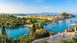 quelle periode pour aller a corfou